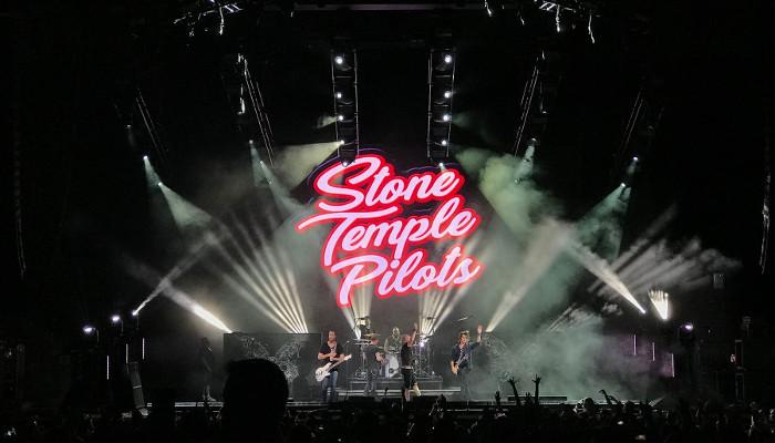 Stone Temple Pilots travel first class with DiGiCo’s SD12