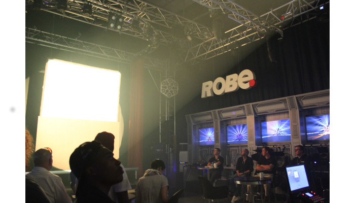 Roadtrip: DWR takes ROBE across SA