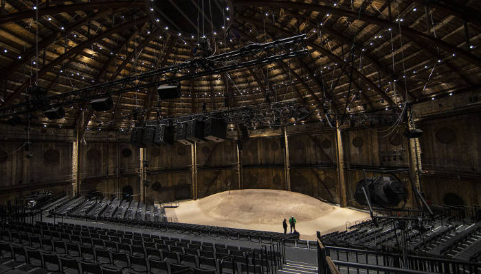 Kinesys in control at the Østre Gasværk Teater