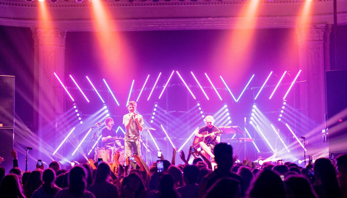 Jacob Sartorius tour looks to future with CHAUVET