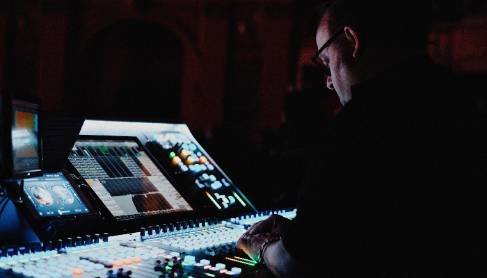SSL upgrades the Simple Minds sound