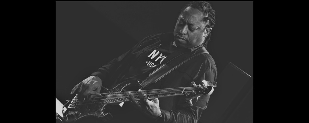 BASS PLAYER DARRYL JONES HITS THE ROAD WITH QSC