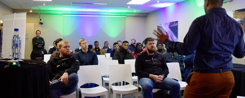 THE FUNDAMENTALS OF NETWORKING CONNECTS INDUSTRIES AND END USERS