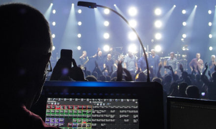 TELLSON JAMES GUIDES MARK KNOPFLER’S TOUR WITH HOG 4